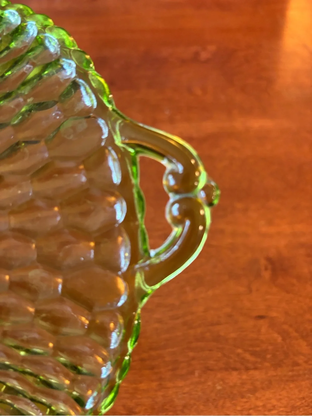 Indiana Glass avocado green Honeycomb serving dish